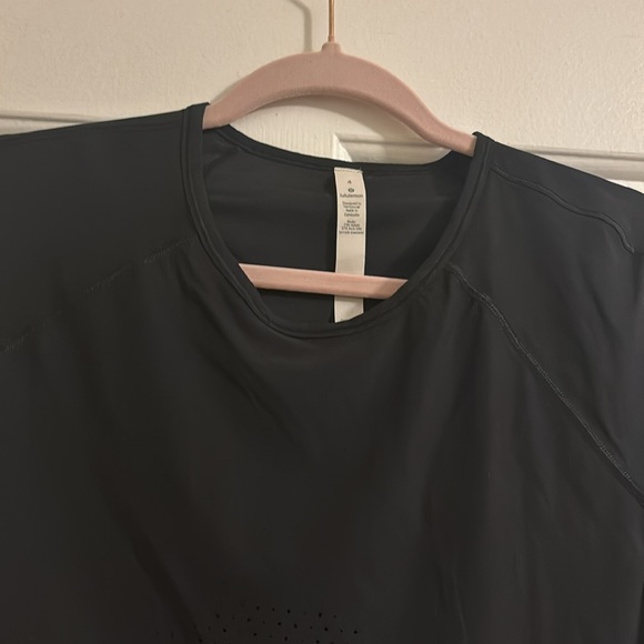 Lululemon Athletic Top - Picture 3 of 5